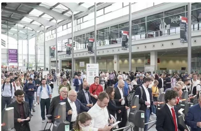  خطة المعرض المؤمنين